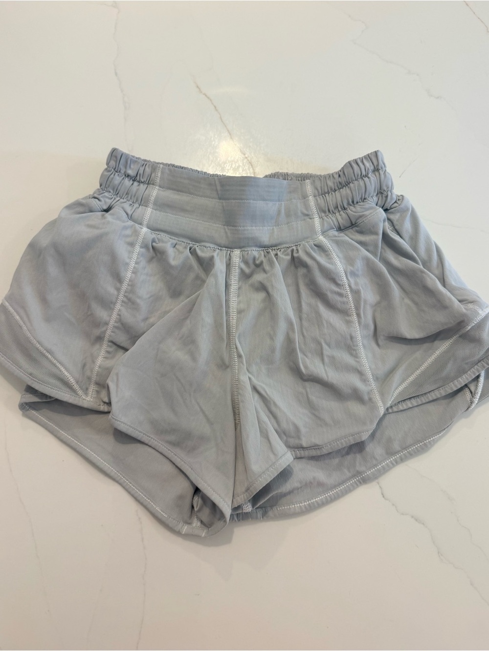 Lululemon Athletics Light Gray Hotty Shorts size 0 (2.5” inseam)